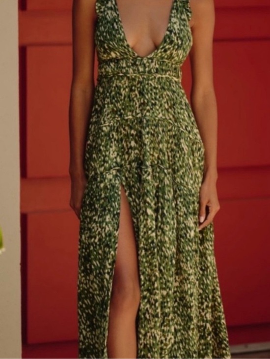 Anthropologie Dresses & Skirts - Anthropologie Green Patterned V-Neck Maxi Dress with High Slit